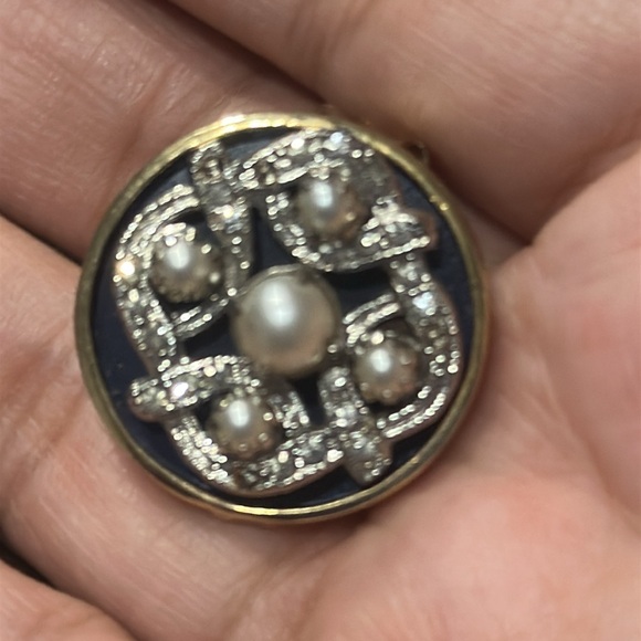 Vintage Gold and Black Earrings with Intricate Design - Picture 3 of 3